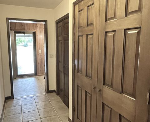 Tiny photo for 210 Mary Senica Court, Lasalle, IL 61301 (MLS # 12425436)