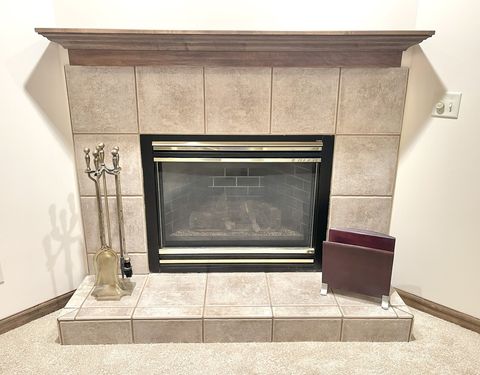 Tiny photo for 210 Mary Senica Court, Lasalle, IL 61301 (MLS # 12425436)