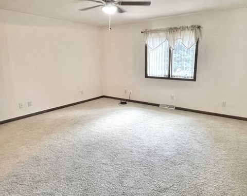 Tiny photo for 210 Mary Senica Court, Lasalle, IL 61301 (MLS # 12425436)