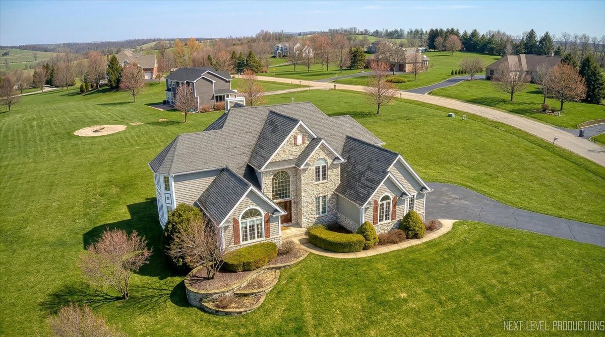 10N800 Highland Trail