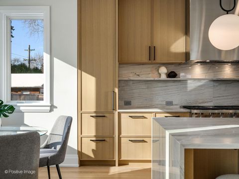 Tiny photo for 1917 Washington Avenue, Wilmette, IL 60091 (MLS # 12572517)