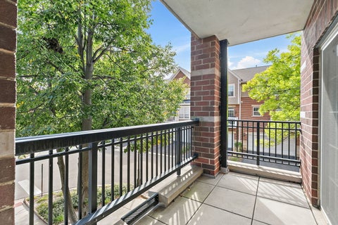 Tiny photo for 410 W Mahogany Court #202, Palatine, IL 60067 (MLS # 12772051)