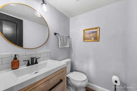 Tiny photo for 4658 Burnham Drive, Hoffman Estates, IL 60192 (MLS # 12464304)