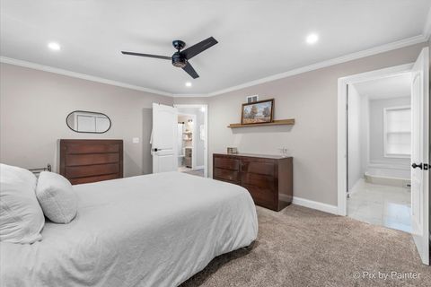 Tiny photo for 4658 Burnham Drive, Hoffman Estates, IL 60192 (MLS # 12464304)