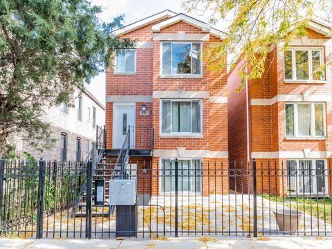 807 S Claremont Avenue 3 Chicago IL 60612
