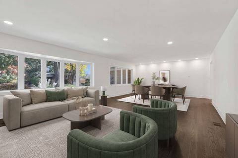 Tiny photo for 6444 N Knox Avenue, Lincolnwood, IL 60712 (MLS # 12595899)