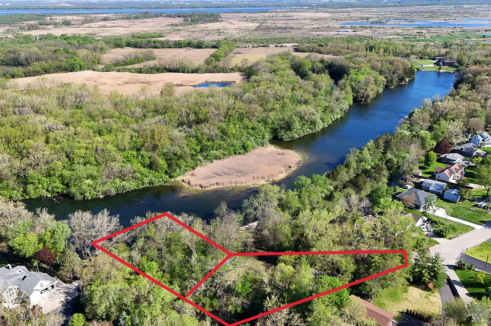 5610 Muskie Trail