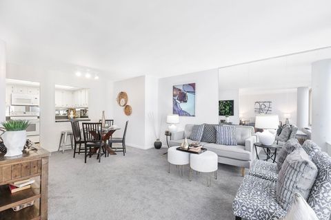 Tiny photo for 155 N Harbor Drive #4007, Chicago, IL 60601 (MLS # 12535349)