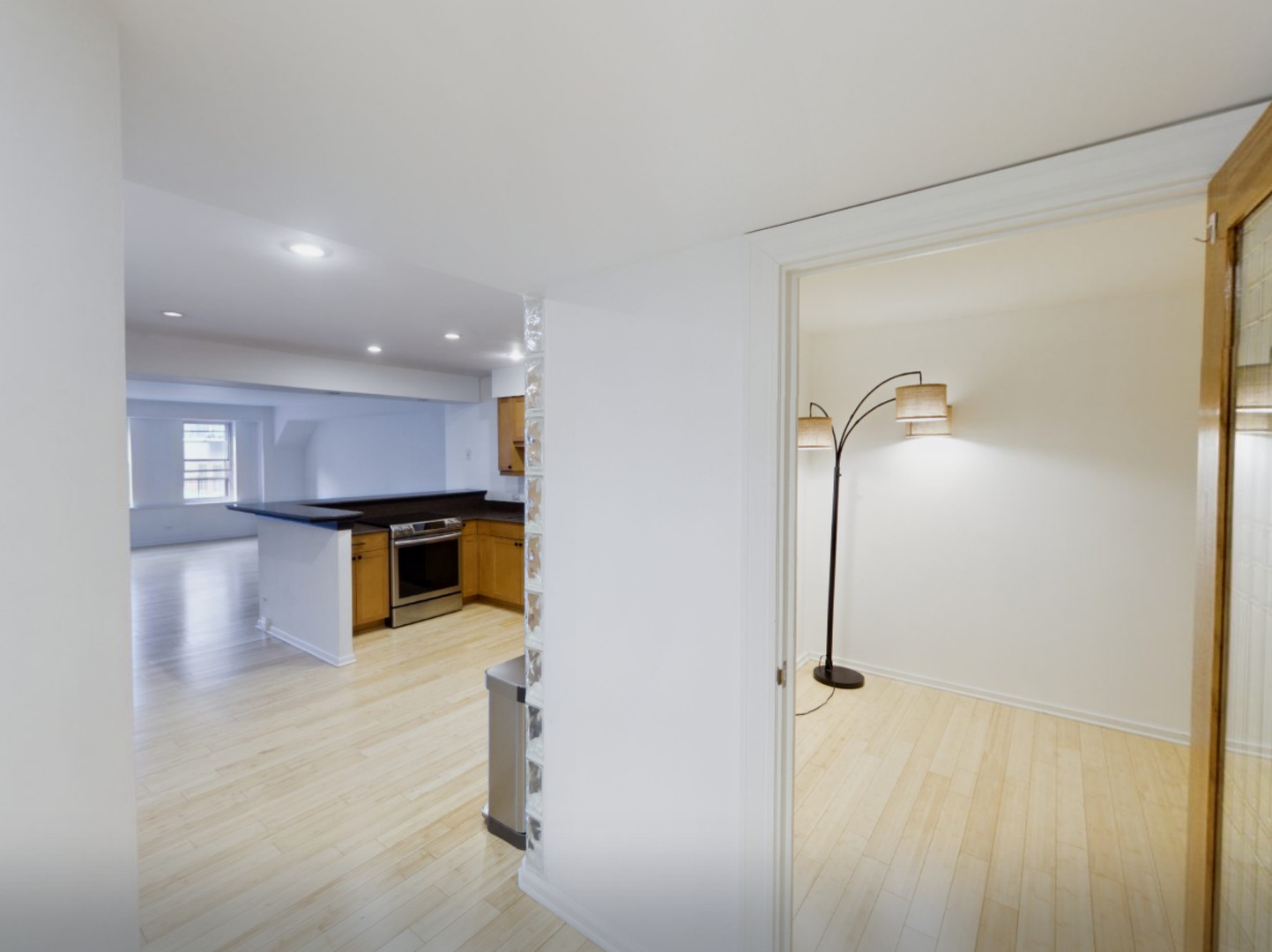 40 E 9th Street 609