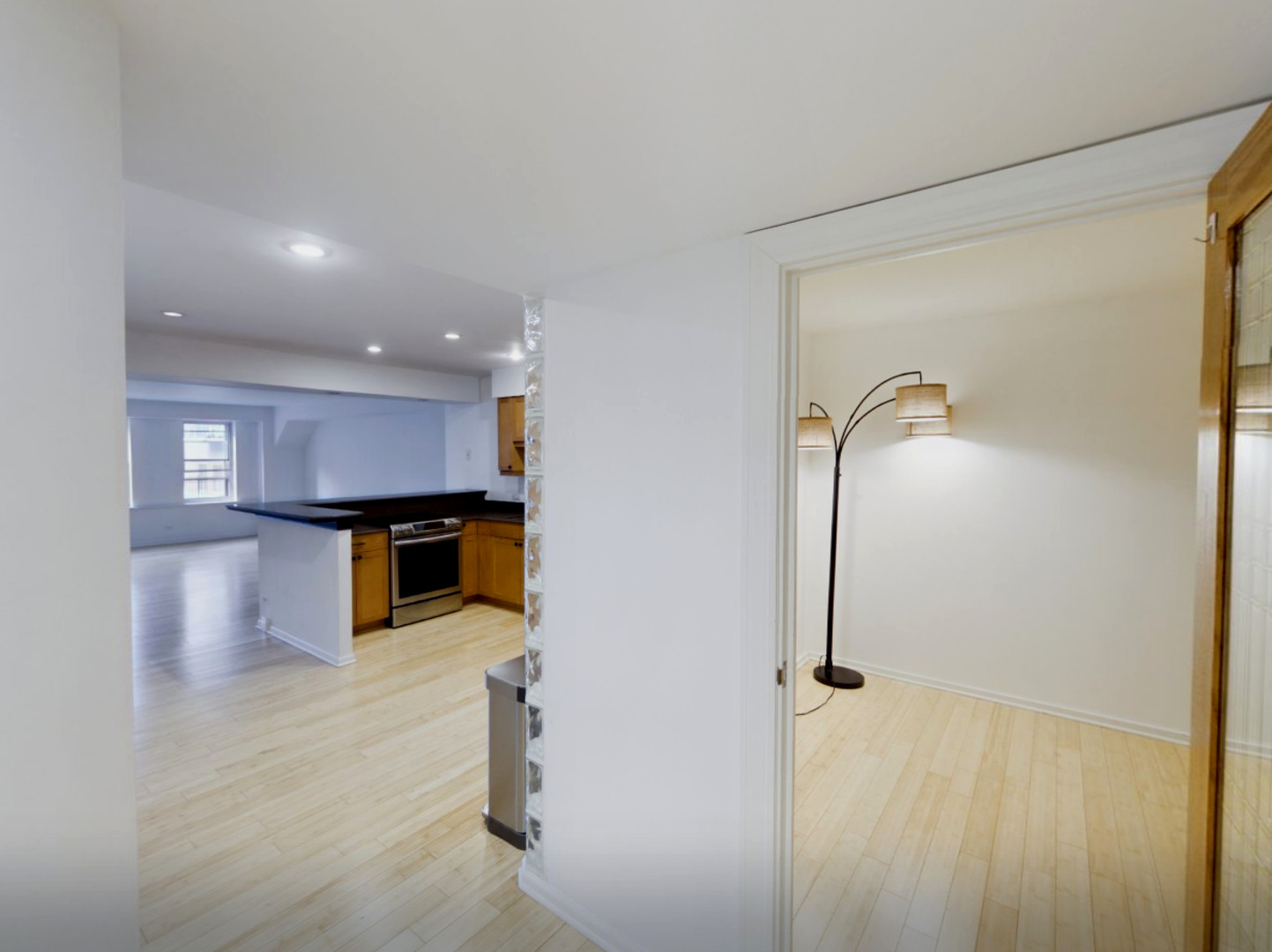 40 E 9th Street 609