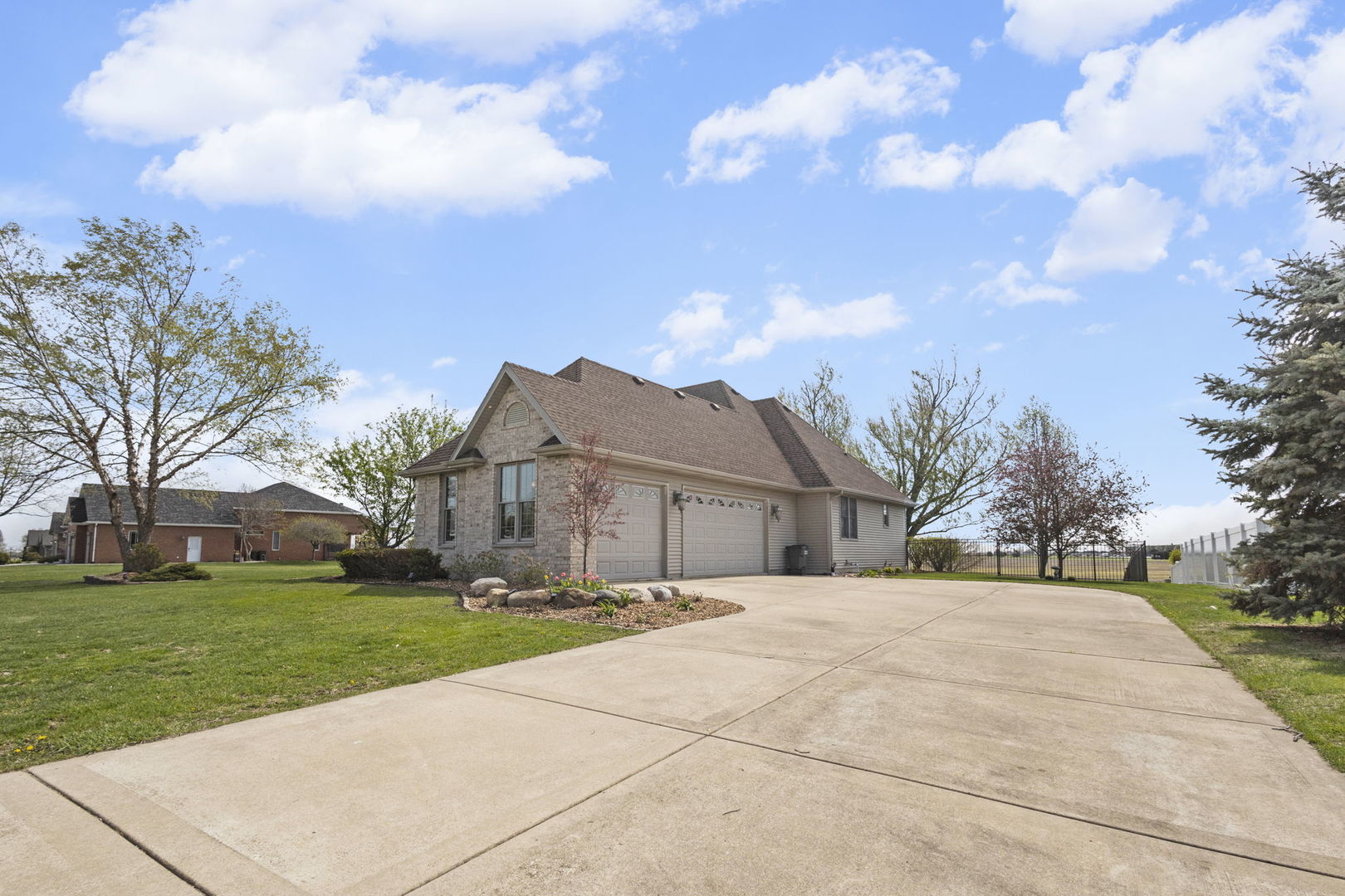 400 Rock Creek Drive