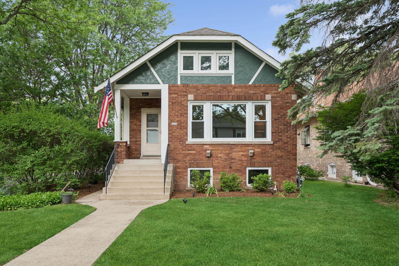 2100 Forestview Road