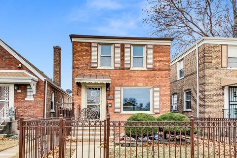 Photo of 2123 W 83rd Street, Chicago, IL 60620 (MLS # 12633679)