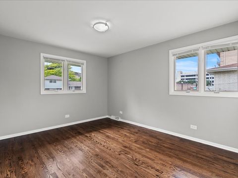 Tiny photo for 9526 S Kilbourn Avenue, Oak Lawn, IL 60453 (MLS # 12491172)