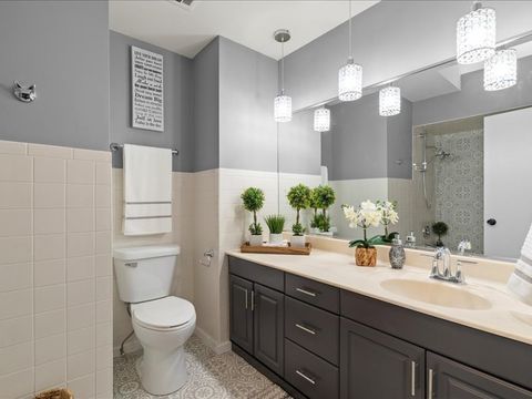 Tiny photo for 9526 S Kilbourn Avenue, Oak Lawn, IL 60453 (MLS # 12491172)