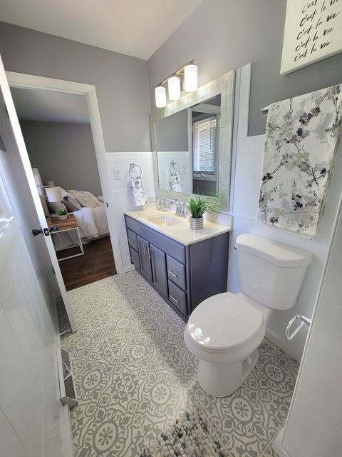 Tiny photo for 9526 S Kilbourn Avenue, Oak Lawn, IL 60453 (MLS # 12491172)