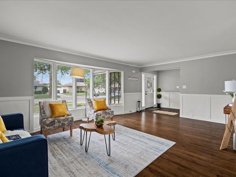 Tiny photo for 9526 S Kilbourn Avenue, Oak Lawn, IL 60453 (MLS # 12491172)