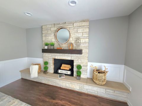 Tiny photo for 9526 S Kilbourn Avenue, Oak Lawn, IL 60453 (MLS # 12491172)