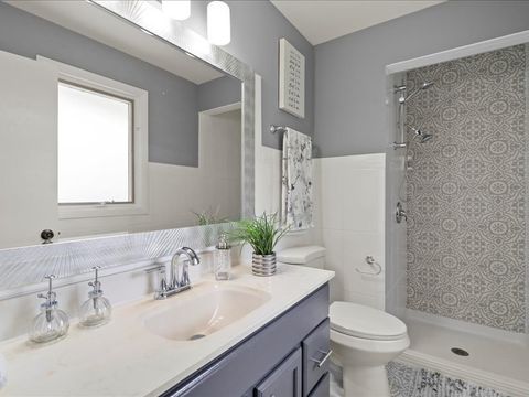 Tiny photo for 9526 S Kilbourn Avenue, Oak Lawn, IL 60453 (MLS # 12491172)
