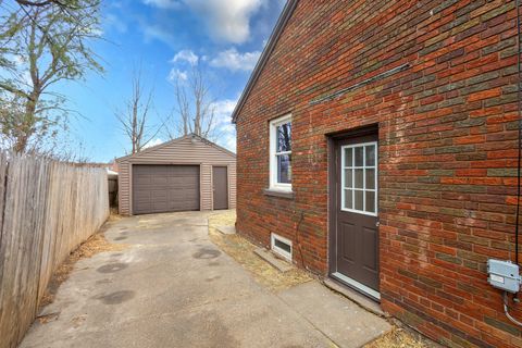 Tiny photo for 2506 11th Street, Rock Island, IL 61201 (MLS # 12562910)