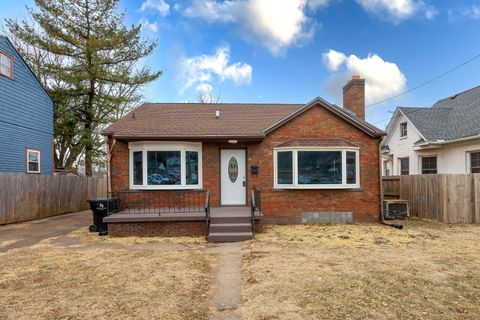 Photo of 2506 11th Street, Rock Island, IL 61201 (MLS # 12562910)