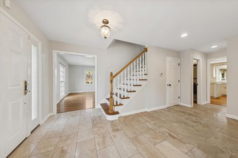 Tiny photo for 18 Shelburne Drive, Oak Brook, IL 60523 (MLS # 12485641)