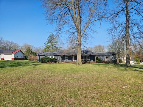 Tiny photo for 9769 Stuyvesant Street, Benton, IL 62812 (MLS # 12603754)