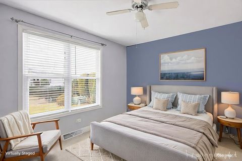 Tiny photo for 4 Hialeah Court, Grayslake, IL 60030 (MLS # 12649228)