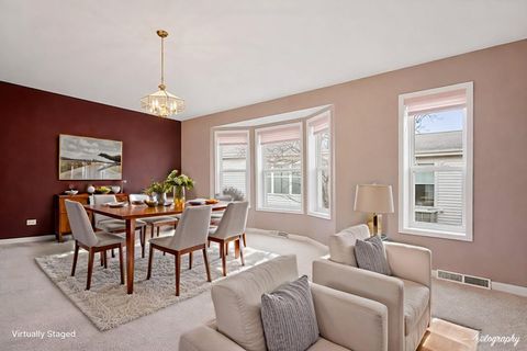 Tiny photo for 4 Hialeah Court, Grayslake, IL 60030 (MLS # 12649228)