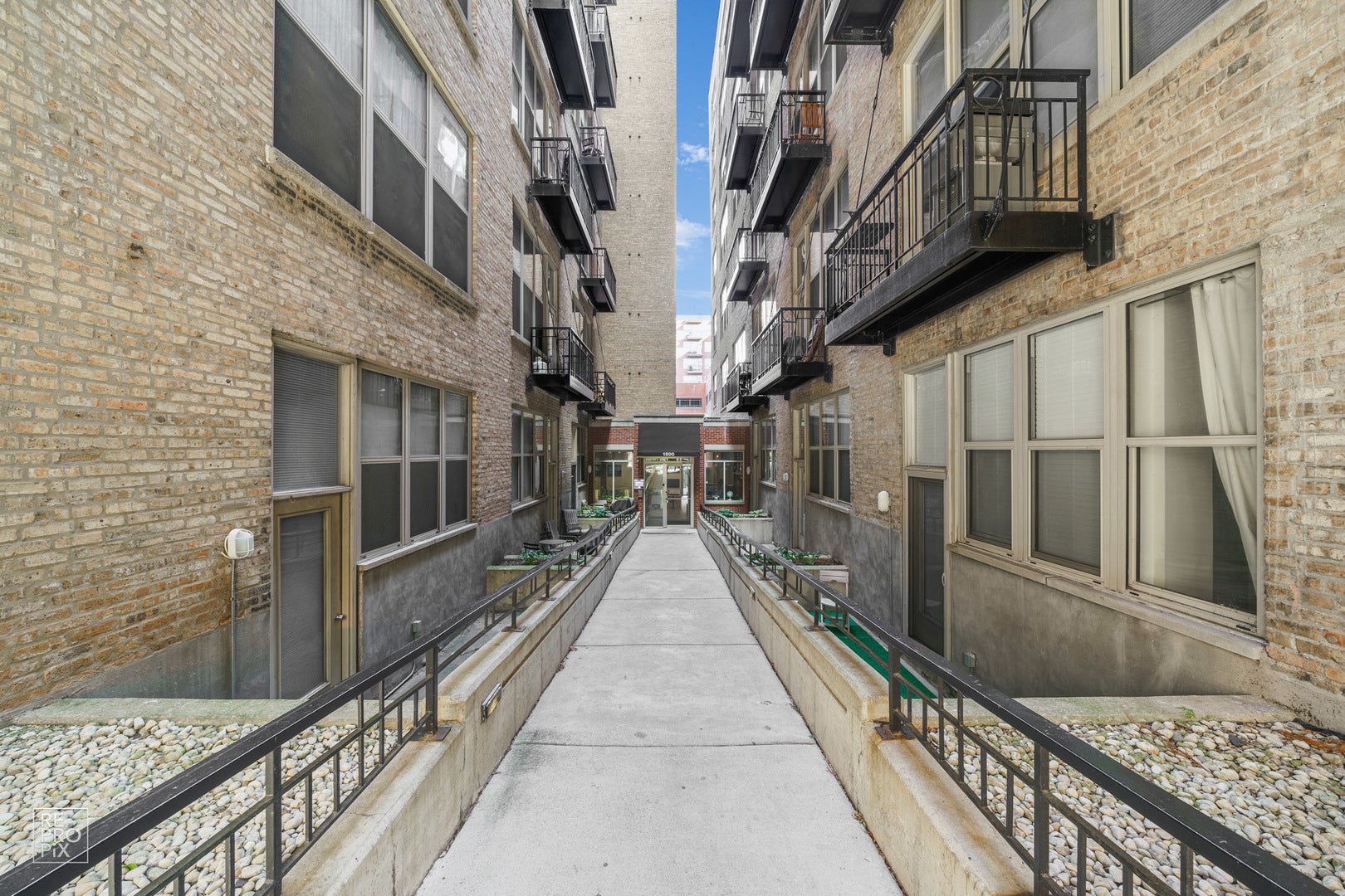 1500 W Monroe Street 120