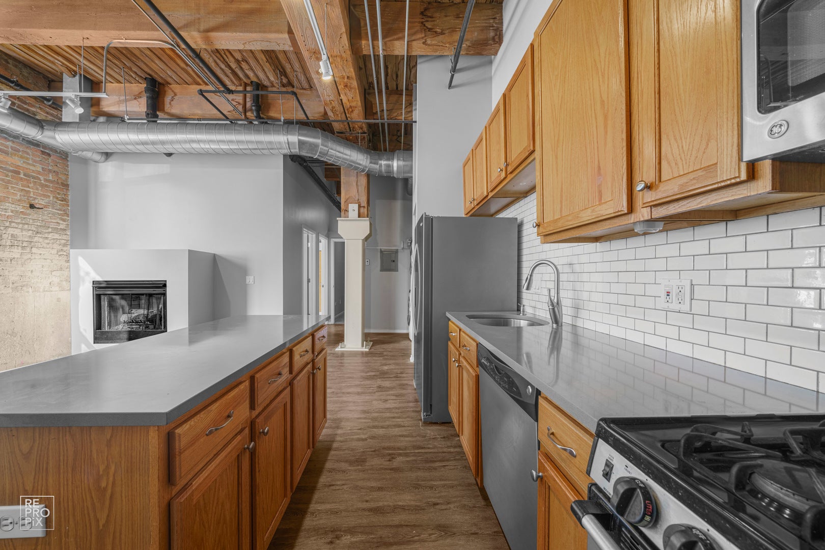 1500 W Monroe Street 120