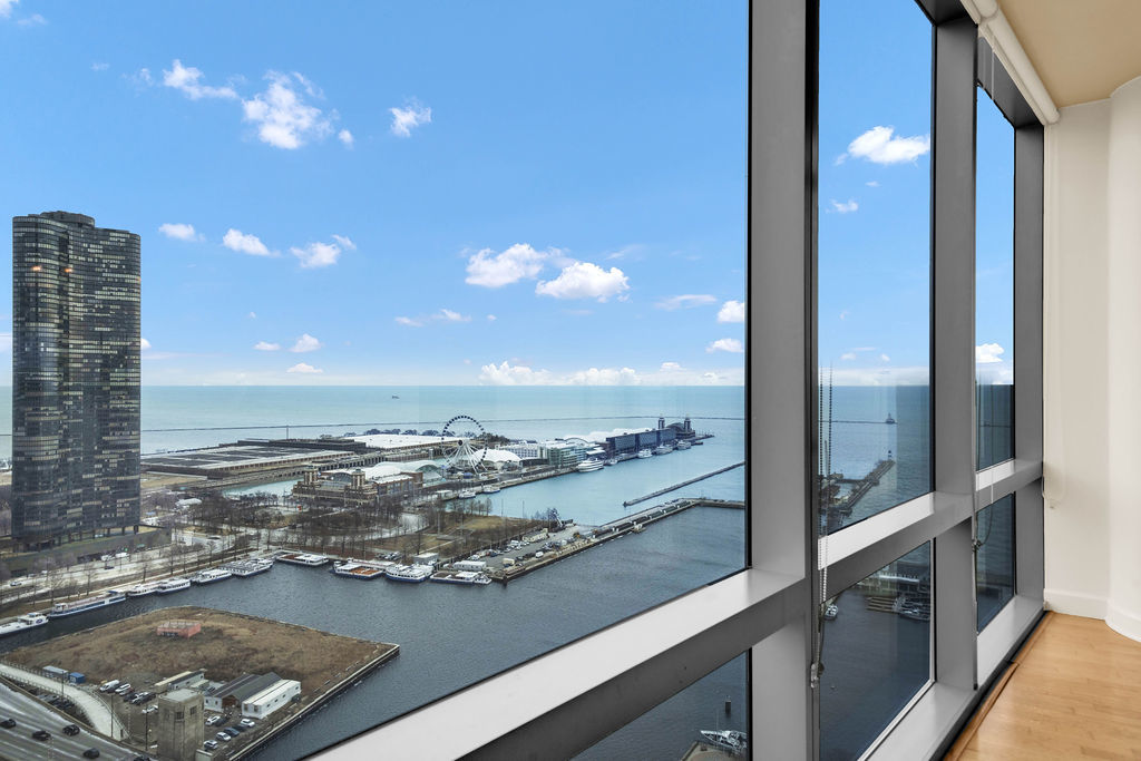 450 E Waterside Drive 2902