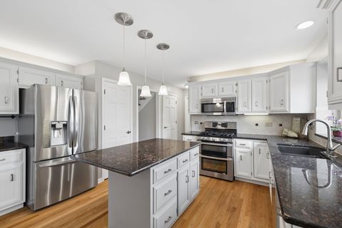Tiny photo for 515 Connecticut Avenue, Naperville, IL 60565 (MLS # 12614682)