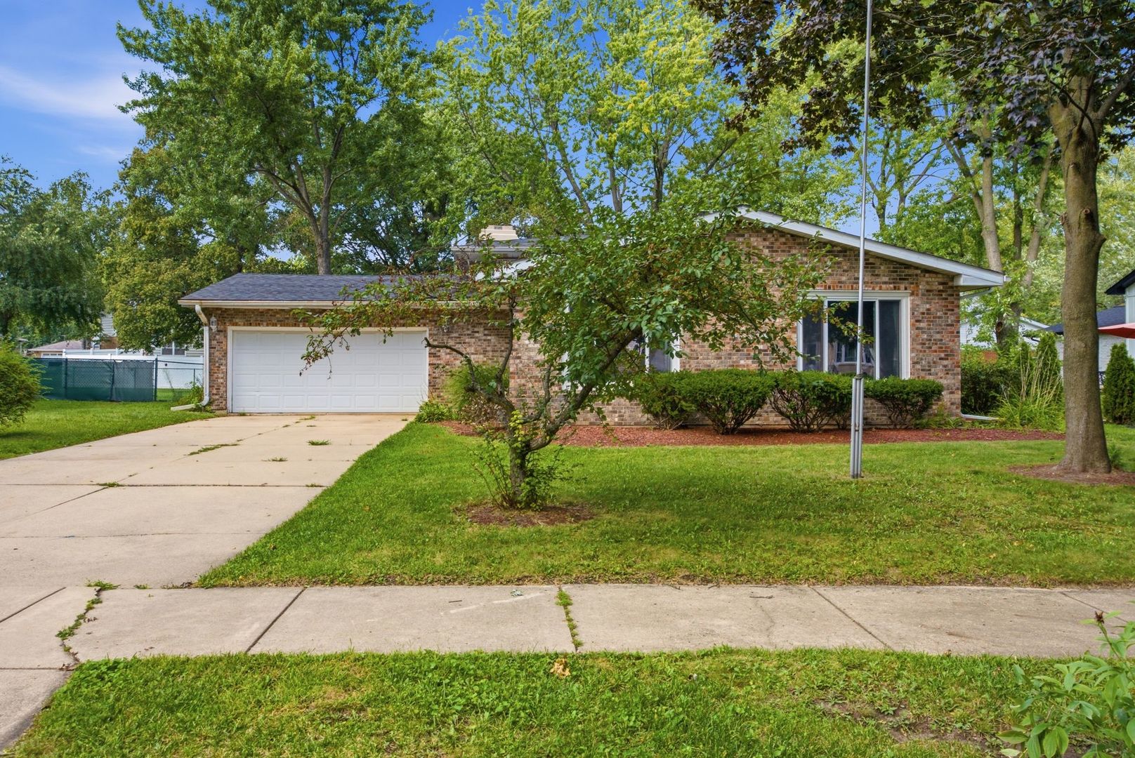 1120 Joel Avenue