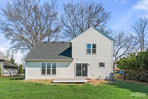 Tiny photo for 1654 Hilda Drive, Lake Holiday, IL 60548 (MLS # 12615520)