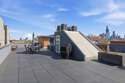 Tiny photo for 1418 W Fillmore Street #3W, Chicago, IL 60607 (MLS # 12624502)