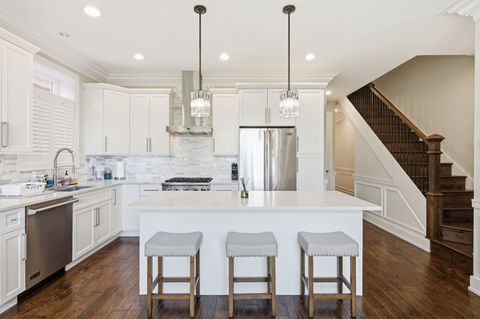 Tiny photo for 1418 W Fillmore Street #3W, Chicago, IL 60607 (MLS # 12624502)