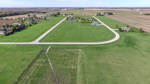 2432 N 4210th Road Sheridan IL 60551