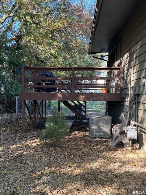 Tiny photo for 2340 LAFAYETTE Terrace, Clinton, IA 52732 (MLS # QC4267816)