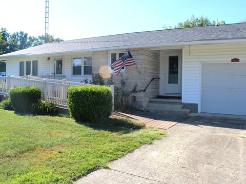 Tiny photo for 509 High Street, Alma, IL 62807 (MLS # 12752775)