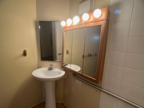 Tiny photo for 616 N Oakland Avenue, Carbondale, IL 62901 (MLS # 100000178)