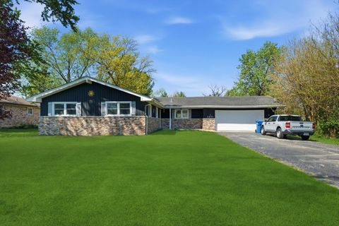 Photo of 1271 Edmonds Avenue, New Lenox, IL 60451 (MLS # 12605047)