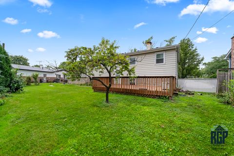 Tiny photo for 9013 W 91st Place, Hickory Hills, IL 60457 (MLS # 12438925)