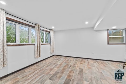 Tiny photo for 9013 W 91st Place, Hickory Hills, IL 60457 (MLS # 12438925)