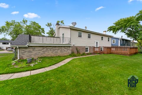 Tiny photo for 9013 W 91st Place, Hickory Hills, IL 60457 (MLS # 12438925)