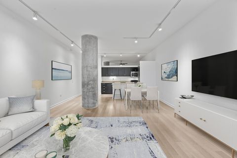 Tiny photo for 860 W BLACKHAWK Street #406, Chicago, IL 60642 (MLS # 12620711)