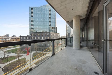 Tiny photo for 860 W BLACKHAWK Street #406, Chicago, IL 60642 (MLS # 12620711)