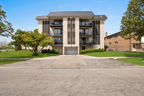6950 W Forest Preserve Drive 215 Norridge IL 60706