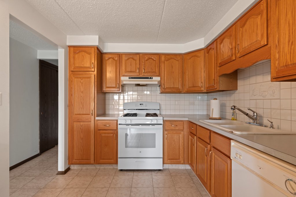 6950 W Forest Preserve Drive 215