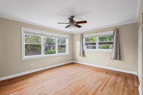Tiny photo for 29 Springlake Avenue, Hinsdale, IL 60521 (MLS # 12653783)